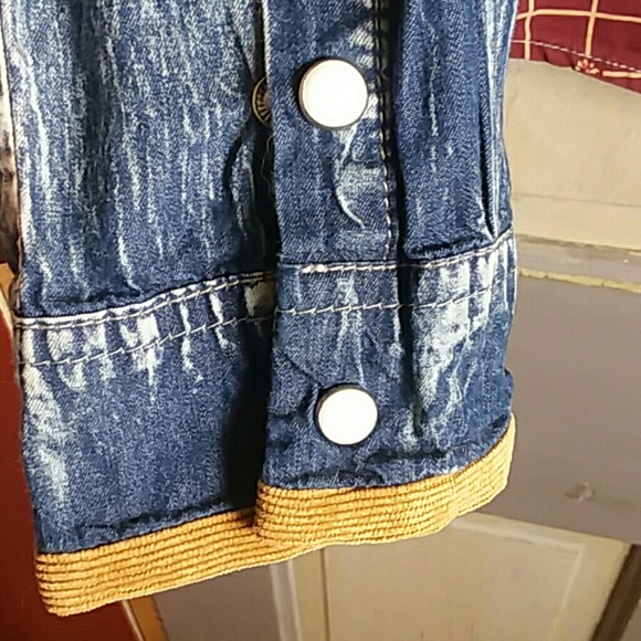 Uyuk Men's dress shirt - Picture 3 of 7